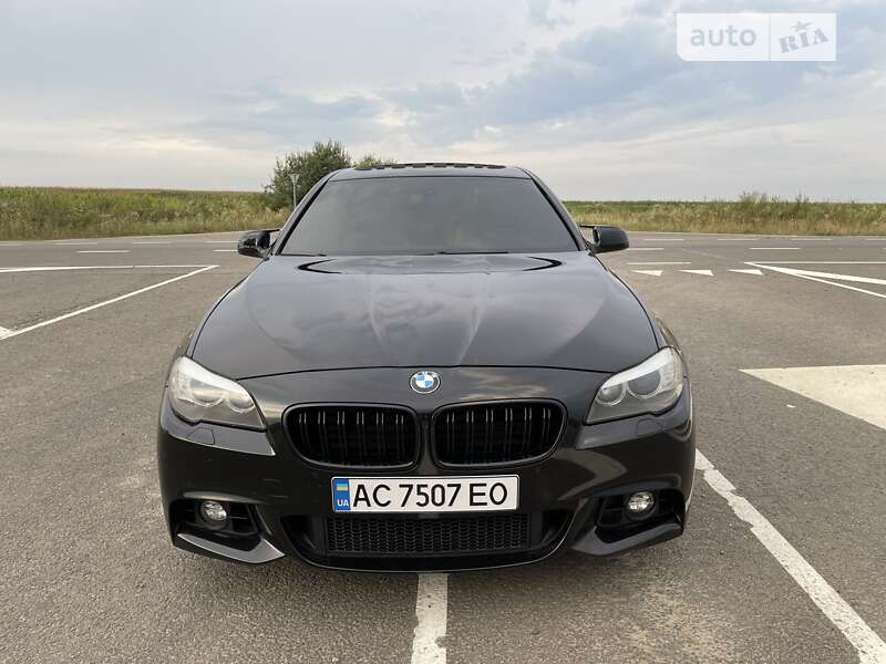 Седан BMW 5 Series 2011 в Львове