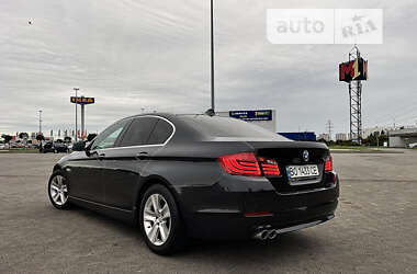 Седан BMW 5 Series 2010 в 