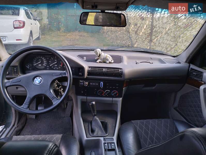 Седан BMW 5 Series 1992 в Харкові
