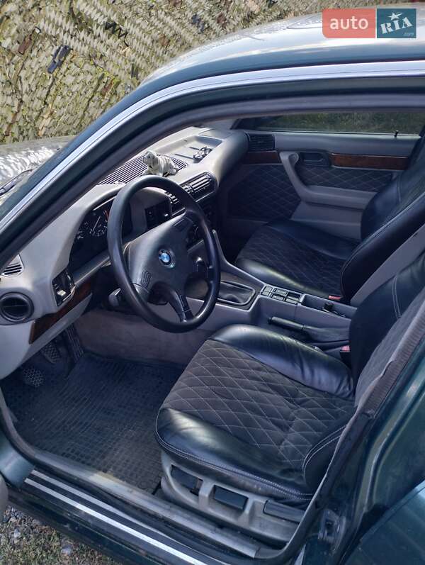 Седан BMW 5 Series 1992 в Харкові
