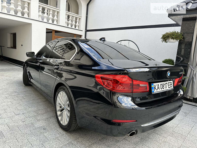 Седан BMW 5 Series 2017 в Тячеве