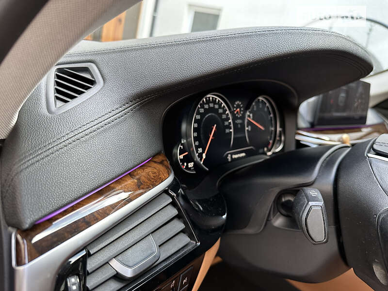Седан BMW 5 Series 2017 в Тячеве