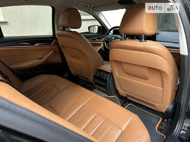 Седан BMW 5 Series 2017 в Тячеве
