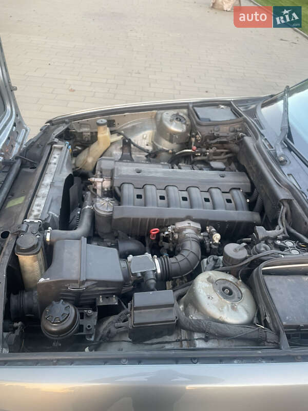 Седан BMW 5 Series 1988 в Краматорську