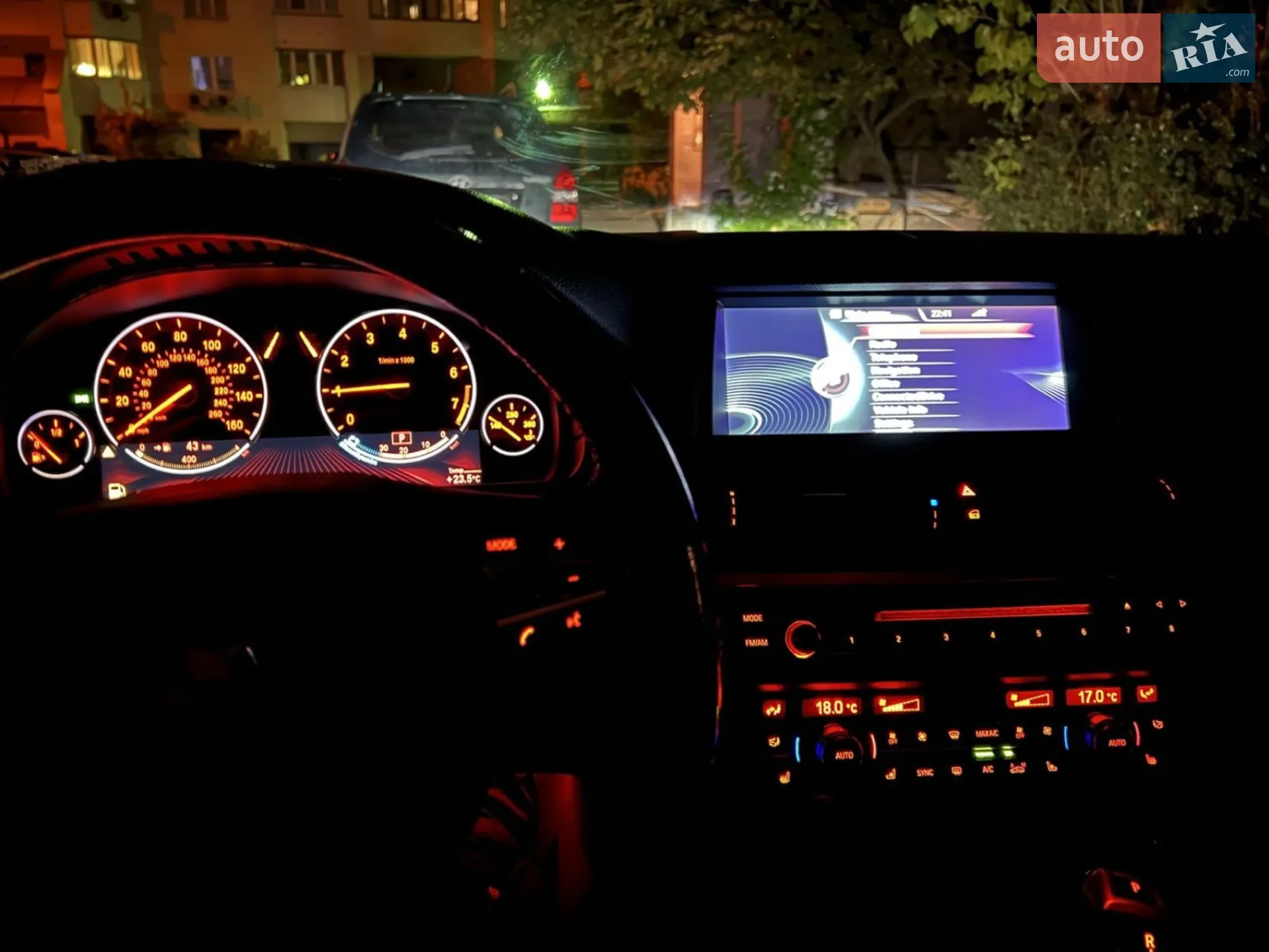 2013 BMW 5er - мініатюра 10