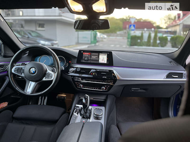 Седан BMW 5 Series 2017 в Львове