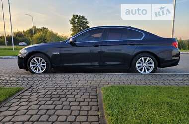 Седан BMW 5 Series 2013 в 