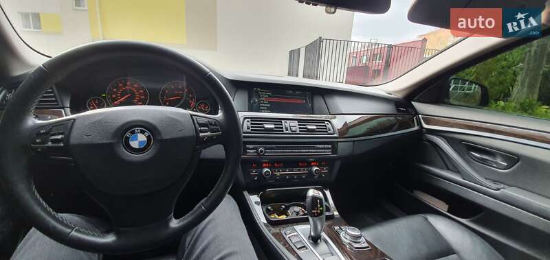 BMW 5 Series 2012