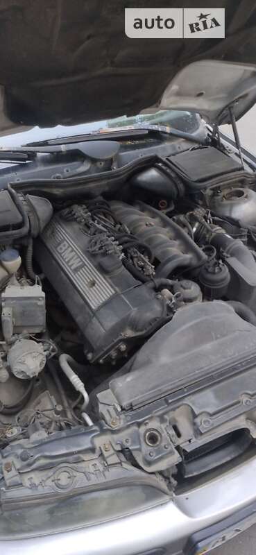 Седан BMW 5 Series 1997 в Харькове