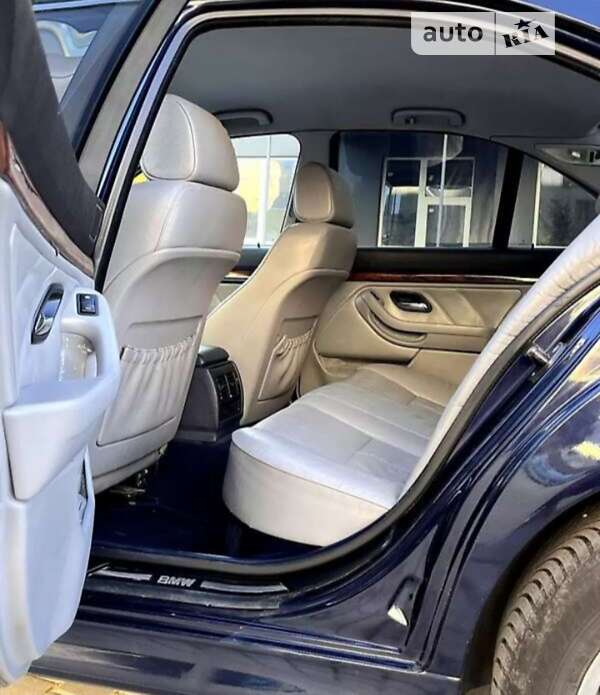 Седан BMW 5 Series 2001 в Одесі