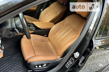 Седан BMW 5 Series 2018 в 