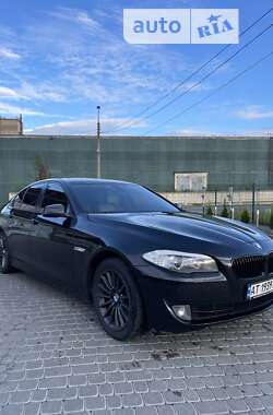 Седан BMW 5 Series 2012 в Надвірній