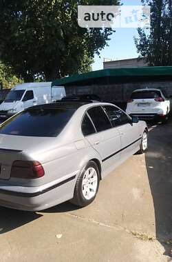 Седан BMW 5 Series 1999 в 