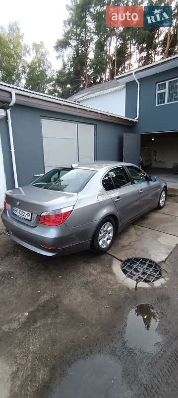 Седан BMW 5 Series 2004 в Костопілі