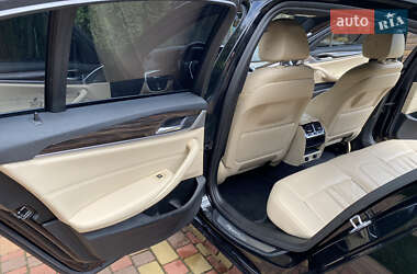 Седан BMW 5 Series 2018 в 