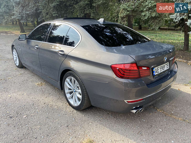 Седан BMW 5 Series 2016 в Черкасах