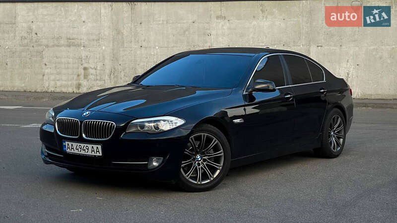 Седан BMW 5 Series 2013 в 
