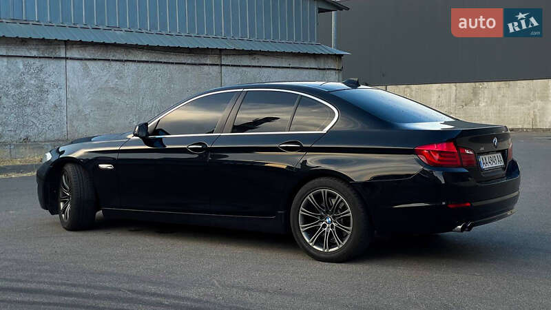 Седан BMW 5 Series 2013 в Киеве