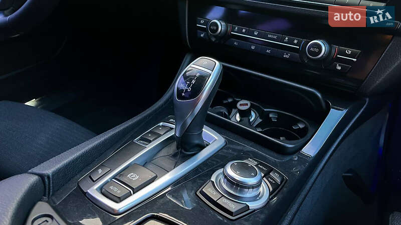 Седан BMW 5 Series 2013 в Киеве