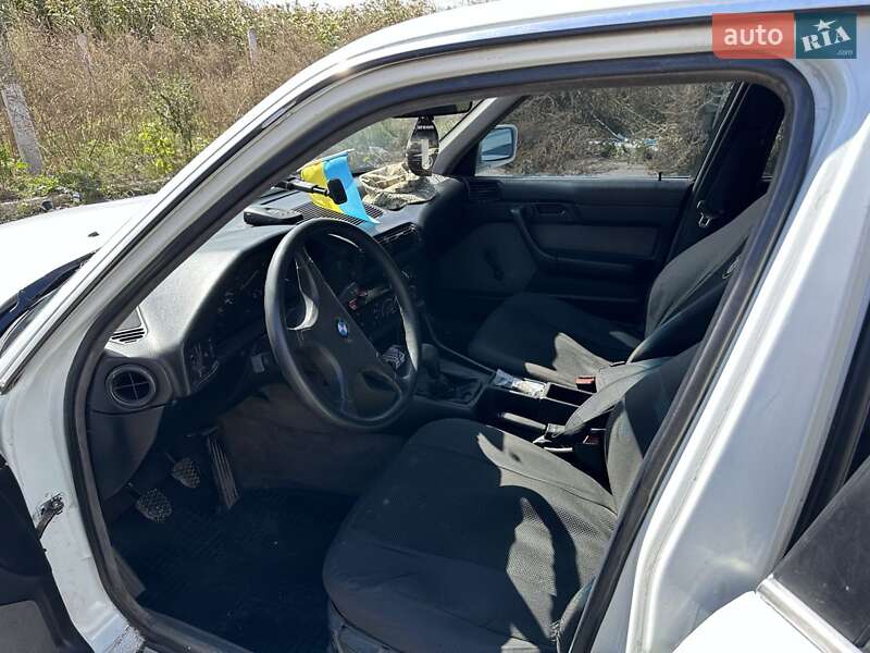 Седан BMW 5 Series 1988 в Слов'янську