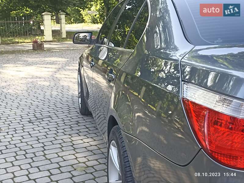 Седан BMW 5 Series 2006 в Львове