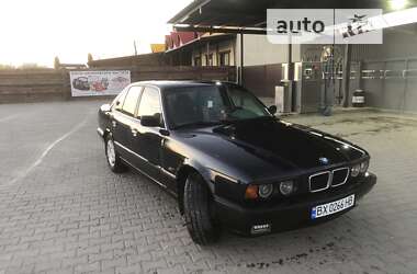Седан BMW 5 Series 1994 в Хотині