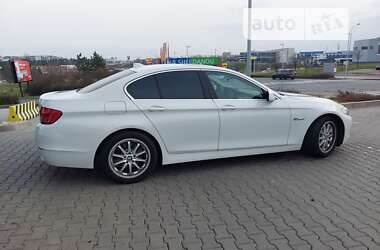 Седан BMW 5 Series 2012 в Черновцах