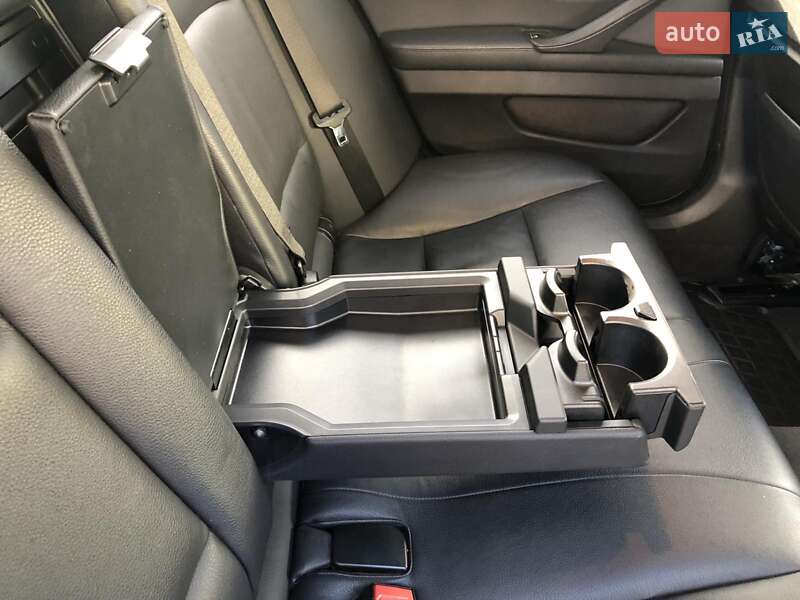 Седан BMW 5 Series 2014 в Вінниці