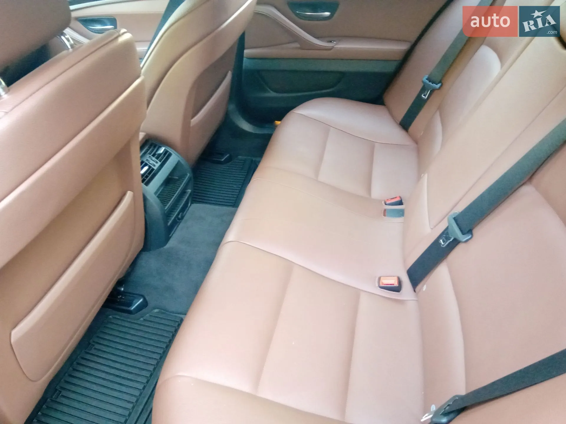 2011 BMW 5er - мініатюра 10