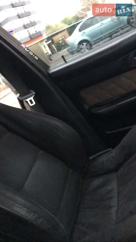 Седан BMW 5 Series 1988 в Миколаєві