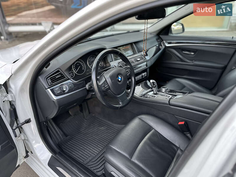 Седан BMW 5 Series 2014 в Одессе