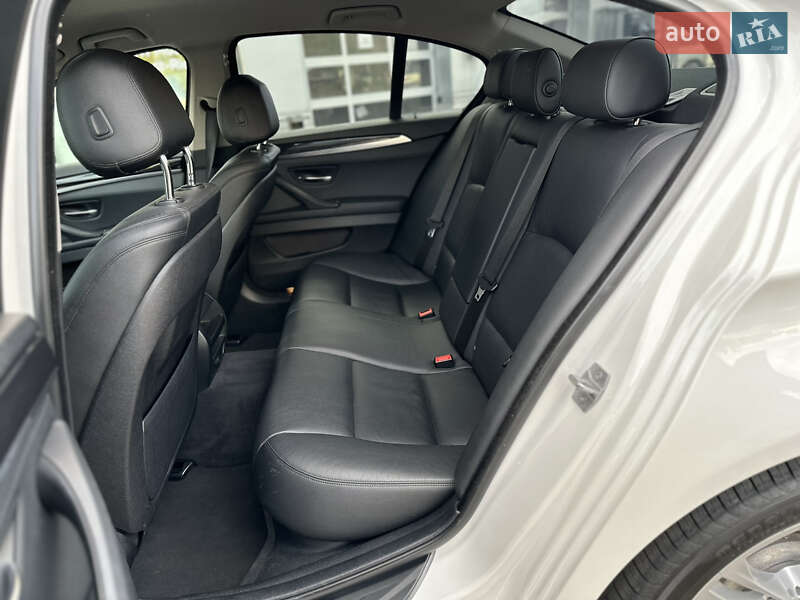 Седан BMW 5 Series 2014 в Одессе