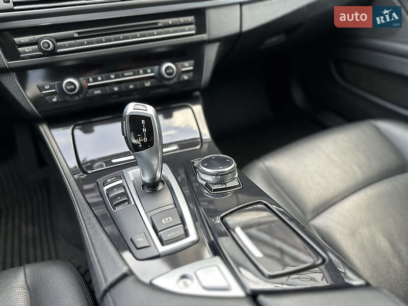 Седан BMW 5 Series 2014 в Одессе