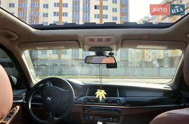 Седан BMW 5 Series 2014 в 
