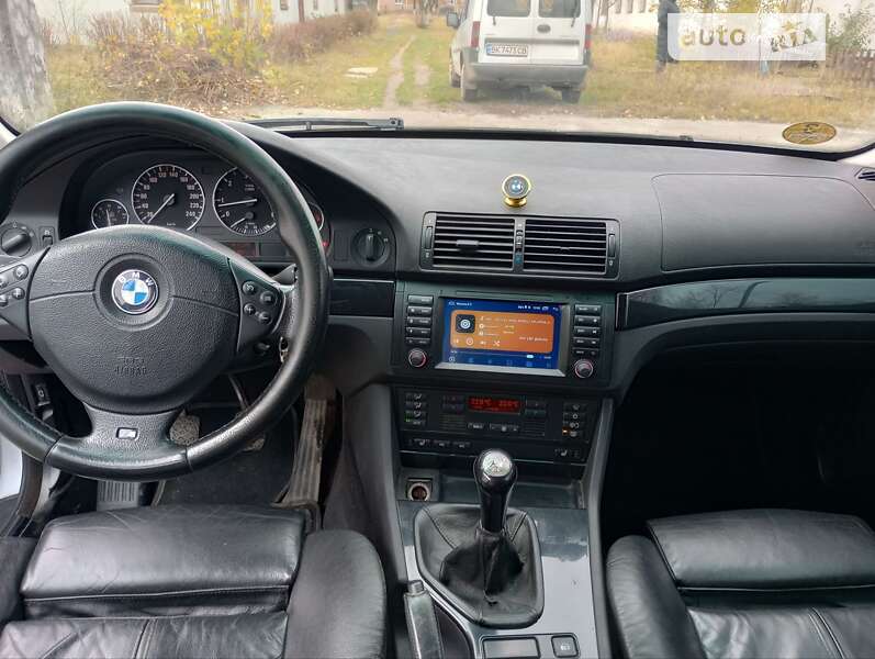 BMW 5 Series 2001