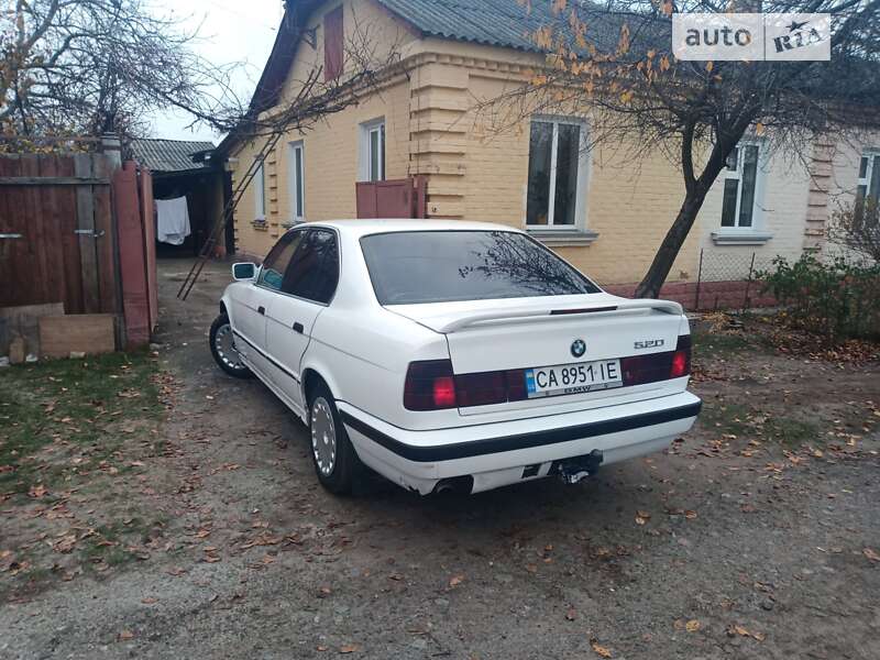 Седан BMW 5 Series 1991 в Чернигове