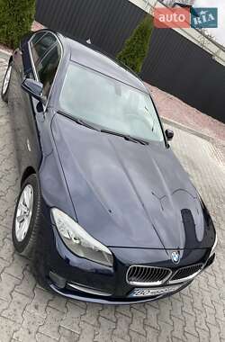 Седан BMW 5 Series 2012 в 