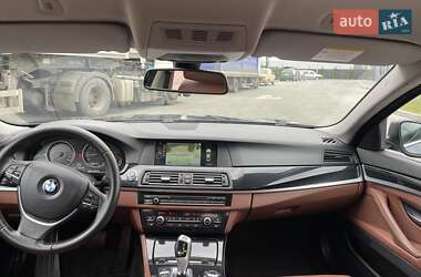 Седан BMW 5 Series 2012 в 