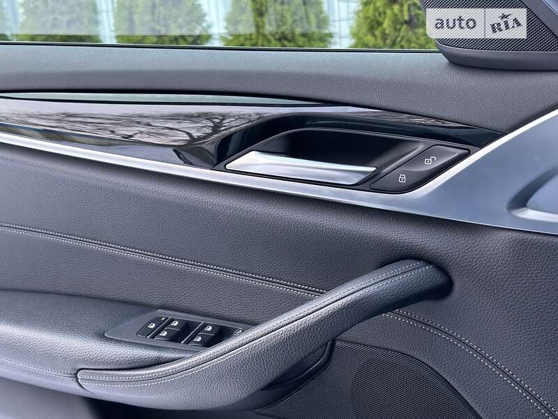 Седан BMW 5 Series 2017 в Киеве фото 26 Седан BMW 5 Series 2017 в Киеве