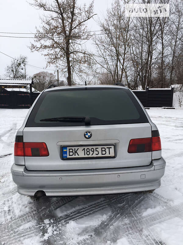 Универсал BMW 5 Series 2002 в Костополе