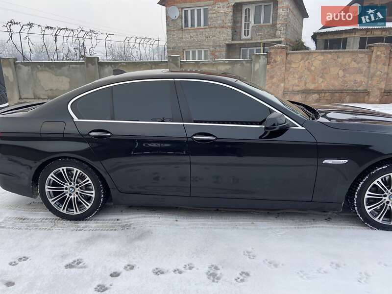 Седан BMW 5 Series 2010 в Тячеве фото 17 Седан BMW 5 Series 2010 в Тячеве