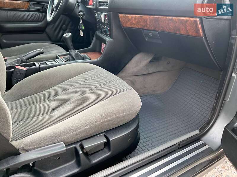 Седан BMW 5 Series 1989 в Одессе