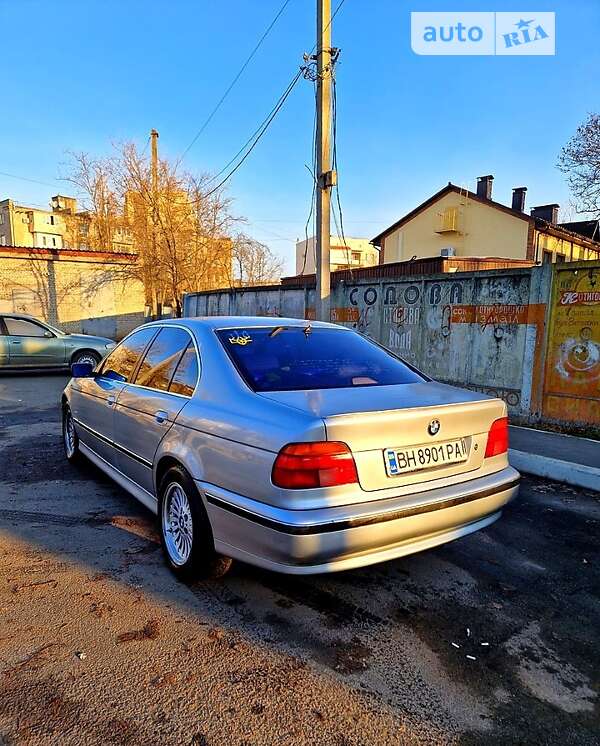 Седан BMW 5 Series 1998 в Ізмаїлі