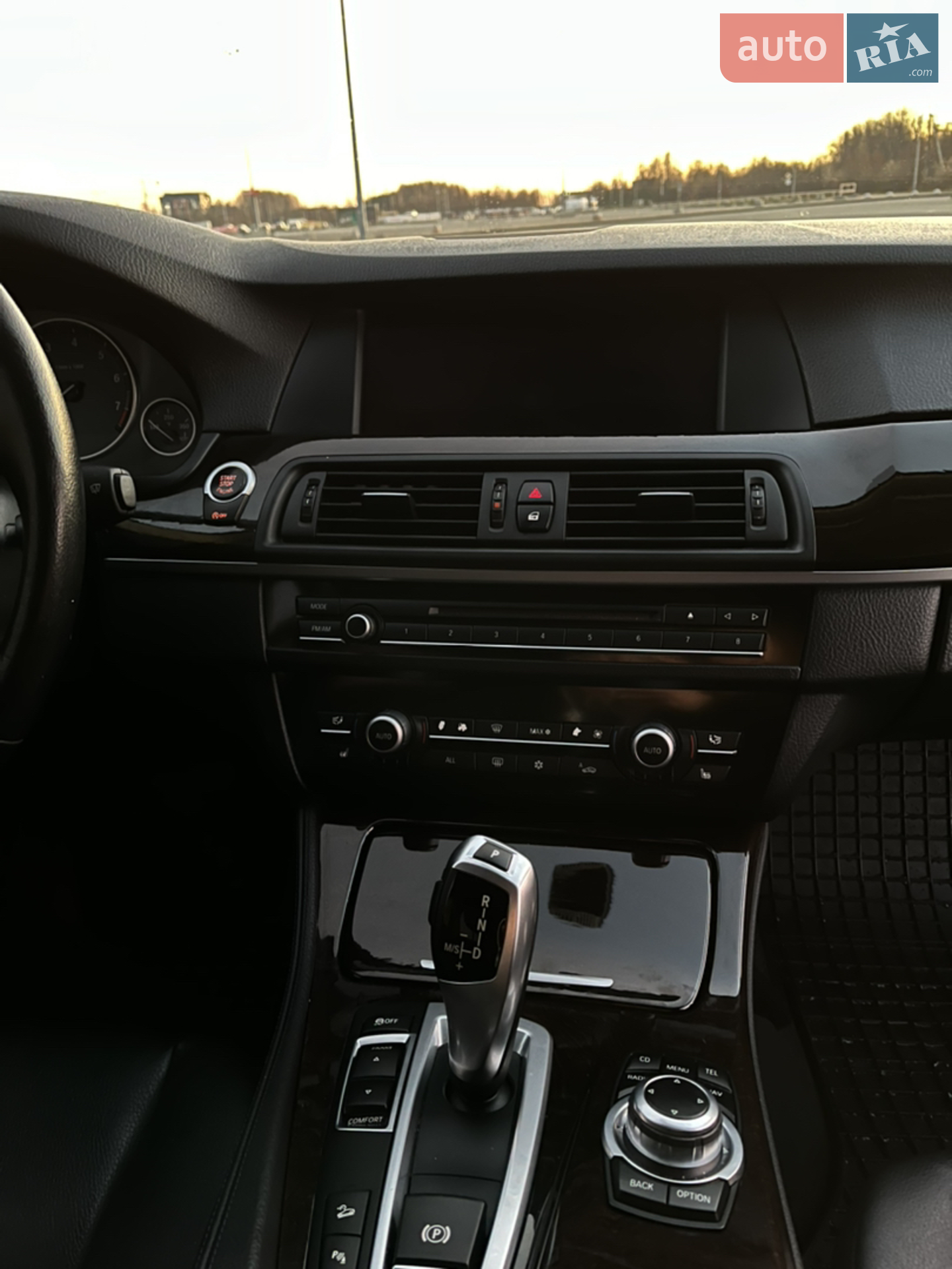 2012 BMW 5er - мініатюра 11
