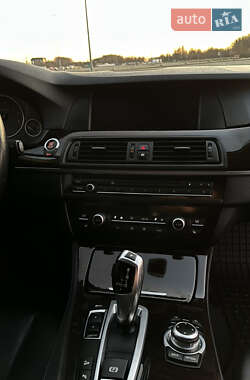 Седан BMW 5 Series 2012 в 