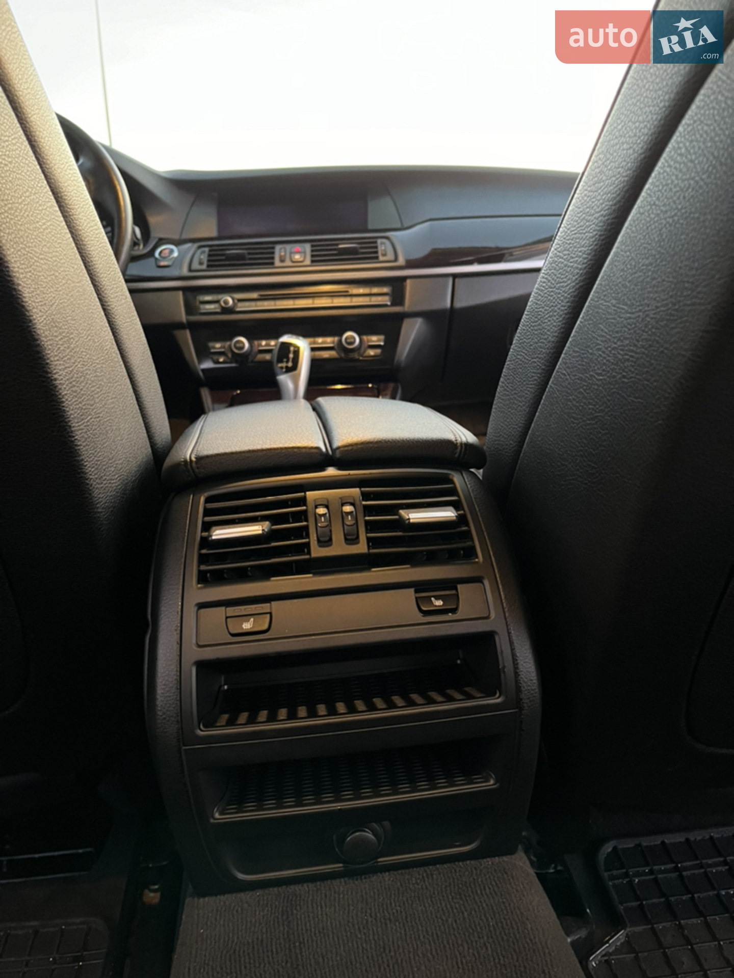 2012 BMW 5er - мініатюра 14