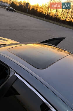 Седан BMW 5 Series 2012 в 