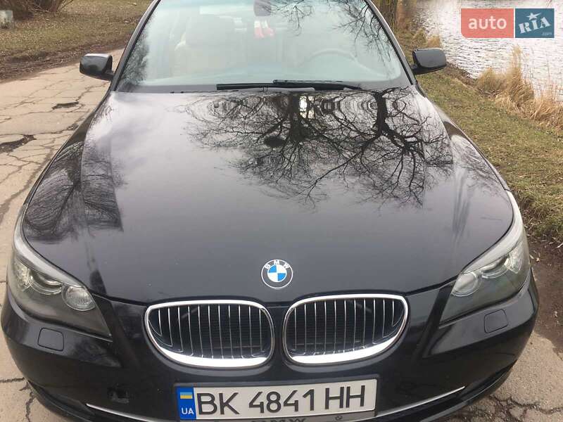Седан BMW 5 Series 2008 в 