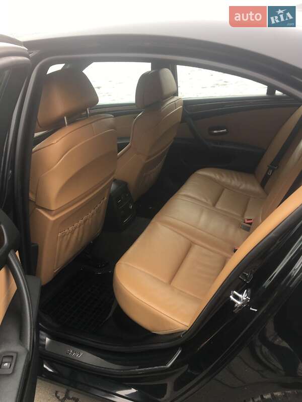 Седан BMW 5 Series 2008 в Рівному