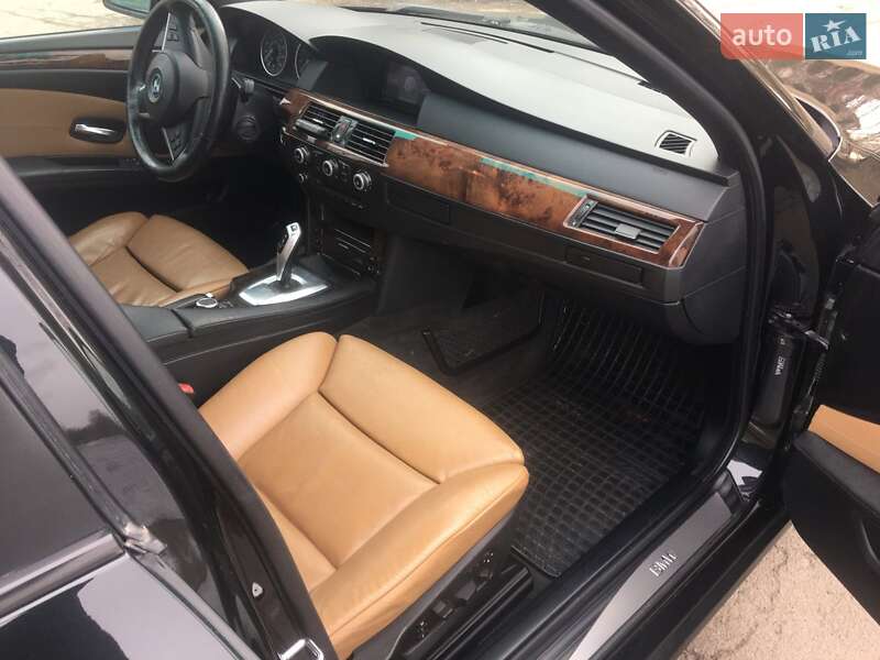 Седан BMW 5 Series 2008 в Рівному